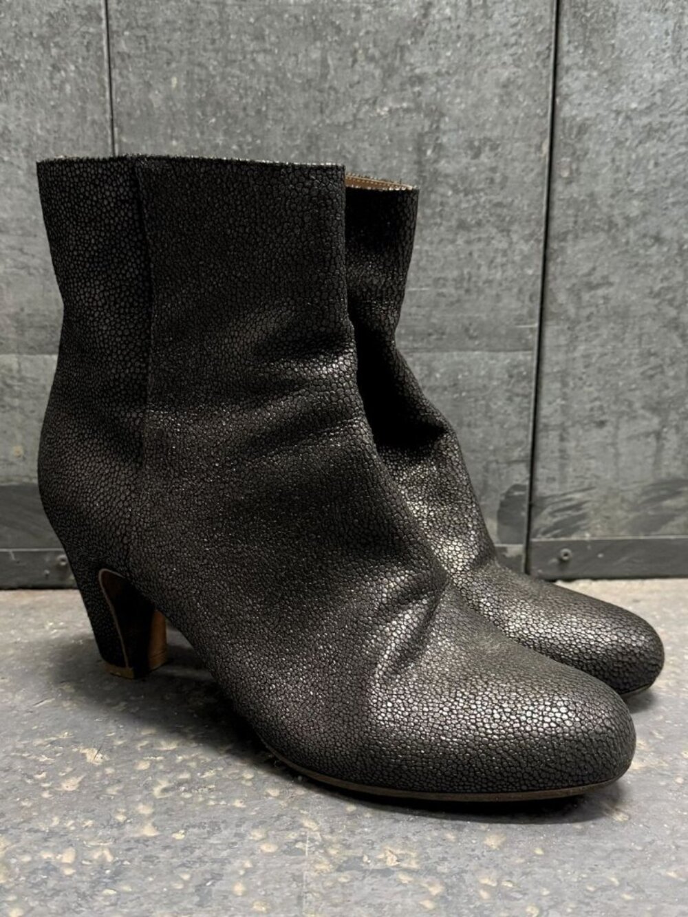 MAISON MARTIN MARGIELA Black Grained Leather Ankle Boots Booties Sz IT 40 US 10